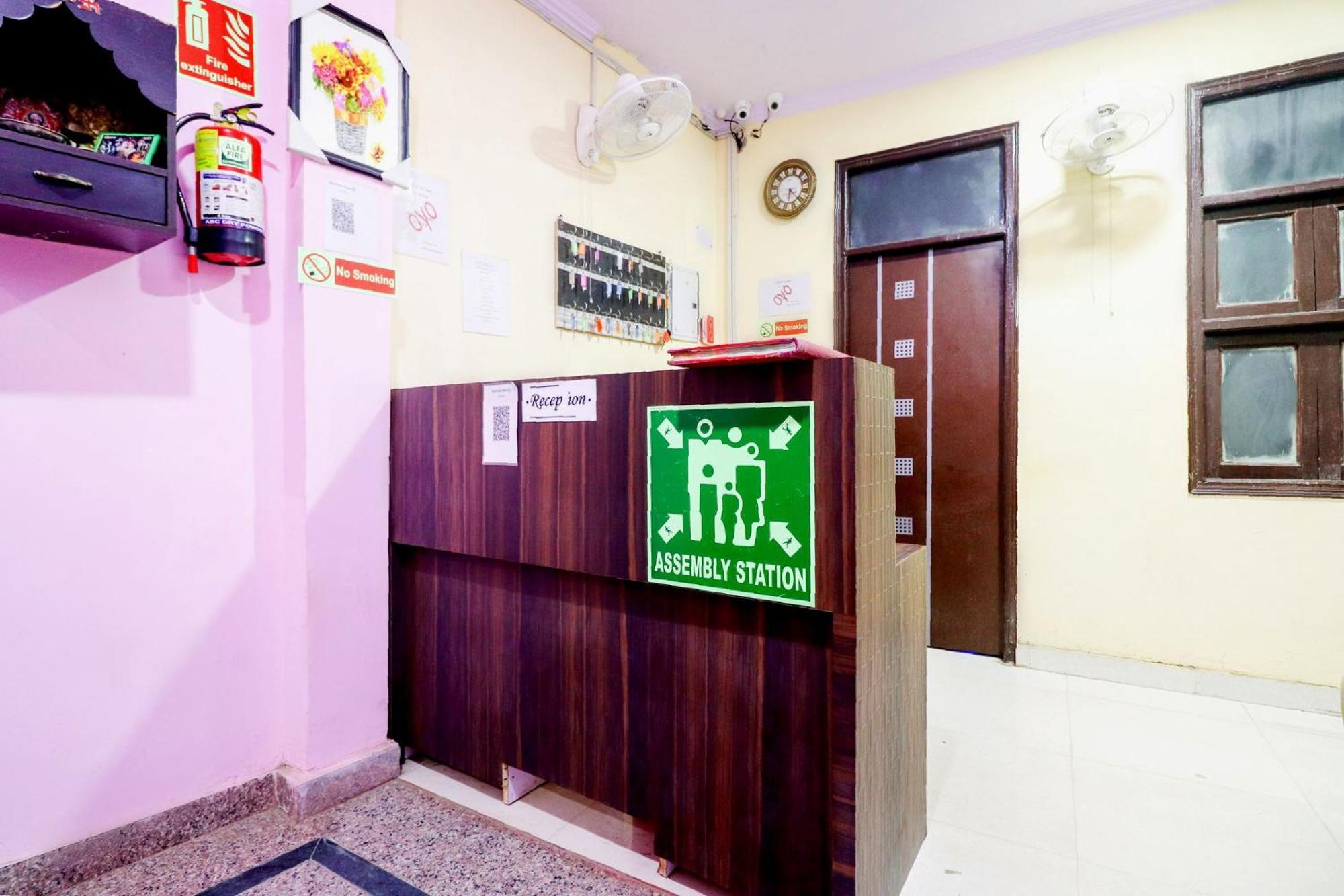Hotel O Sunrise Inn Indirapuram Exterior foto